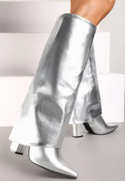 Srebrne Kozaki na Słupku Ozdobione Wywiniętą Cholewką Heslia