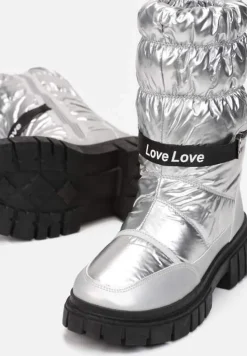 Srebrne Śniegowce Pikowane z Dekoracyjnym Suwakiem Manya