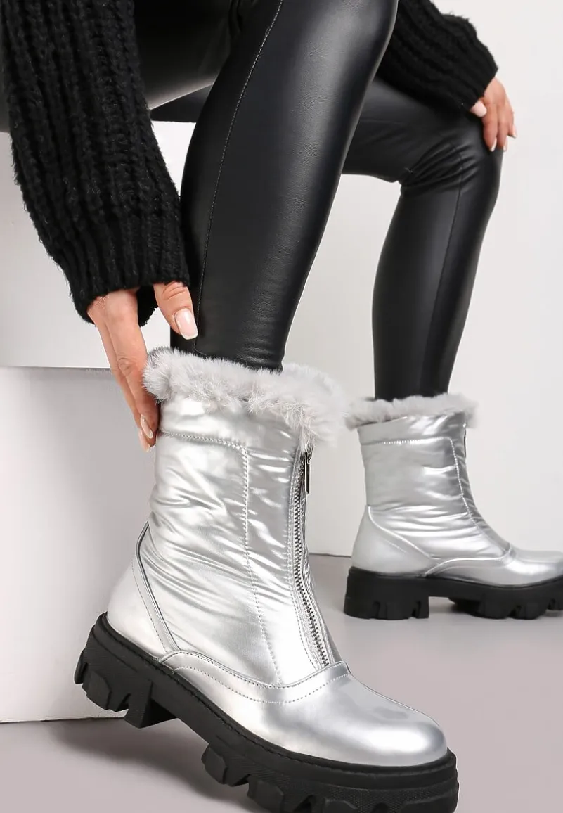 Srebrne Śniegowce z Lakierowanej Ekoskóry z Suwakiem i Futerkiem Cyrena