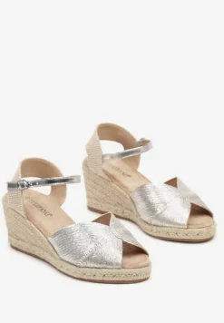 Srebrne Sandały na Koturnie Ozdobionym Plecionką Zapinane przy Kostce Elalou