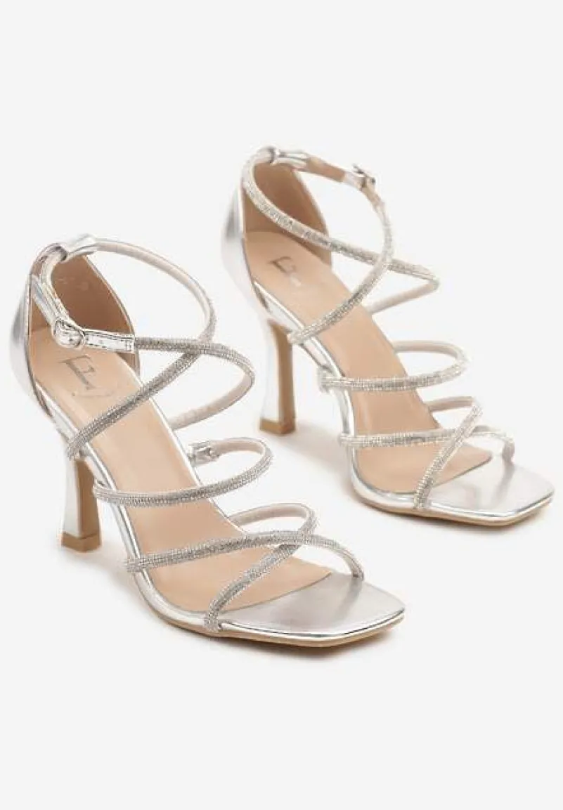 Srebrne Sandały Szpilki w Eleganckim Stylu Zdobione Cyrkoniami Fanireas