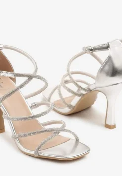 Srebrne Sandały Szpilki w Eleganckim Stylu Zdobione Cyrkoniami Fanireas