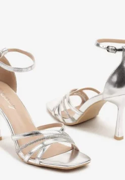 Srebrne Sandały Szpilki z Paskiem z Cyrkonii Nusoria