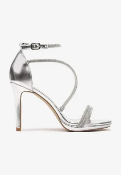 Srebrne Sandały Szpilki Zdobione Cyrkoniami Zapinane na Sprzączkę Ralisen