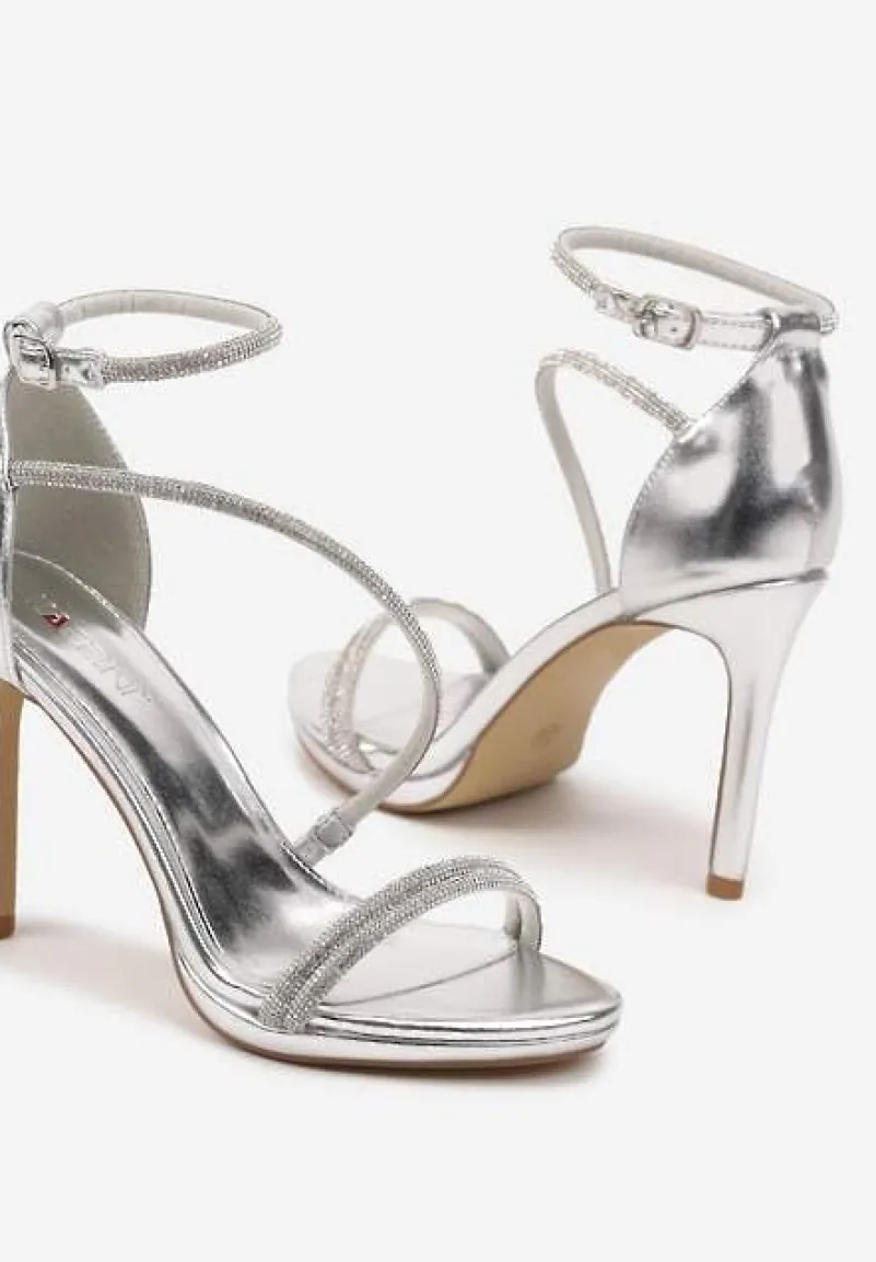 Srebrne Sandały Szpilki Zdobione Cyrkoniami Zapinane na Sprzączkę Ralisen