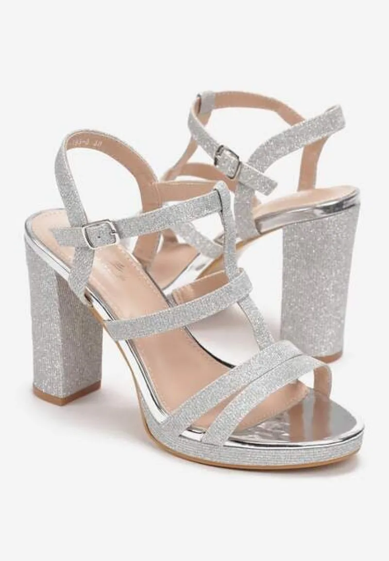 Srebrne Sandały z Cienkimi Brokatowymi Paskami na Słupku Trephone