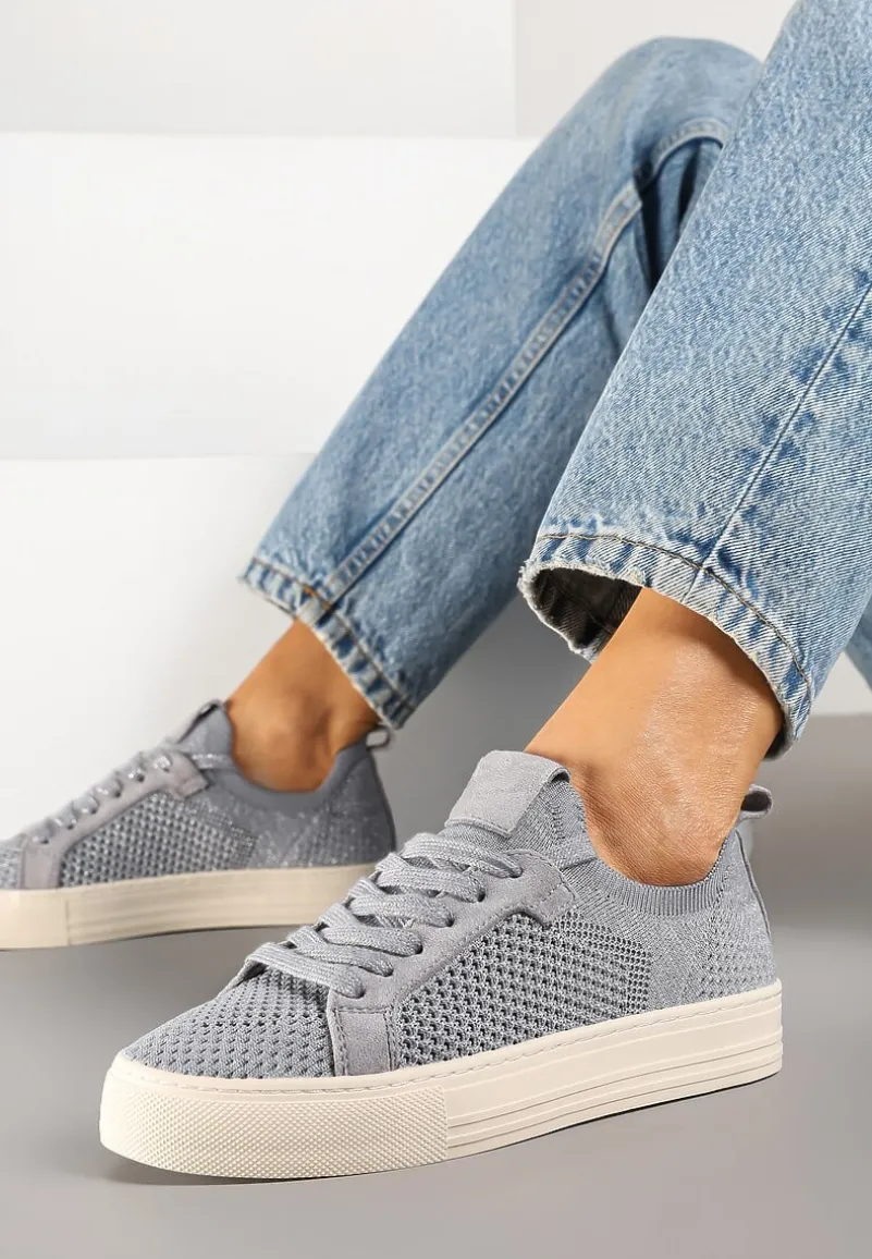 Srebrne Siateczkowe Sneakersy Ozdobione Metaliczną Nicią Nimiarene