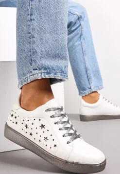 Srebrne Sneakersy z Ozdobnymi Gwiazdkami i Sznurówkami z Błyszczącą Nitką Aliaha