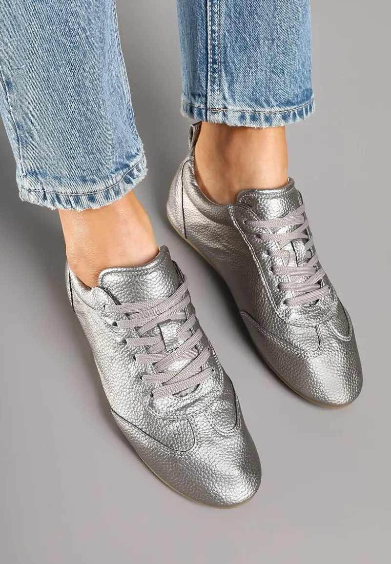 Srebrne Tenisówki bez Zdobień z Ekoskóry Verillis