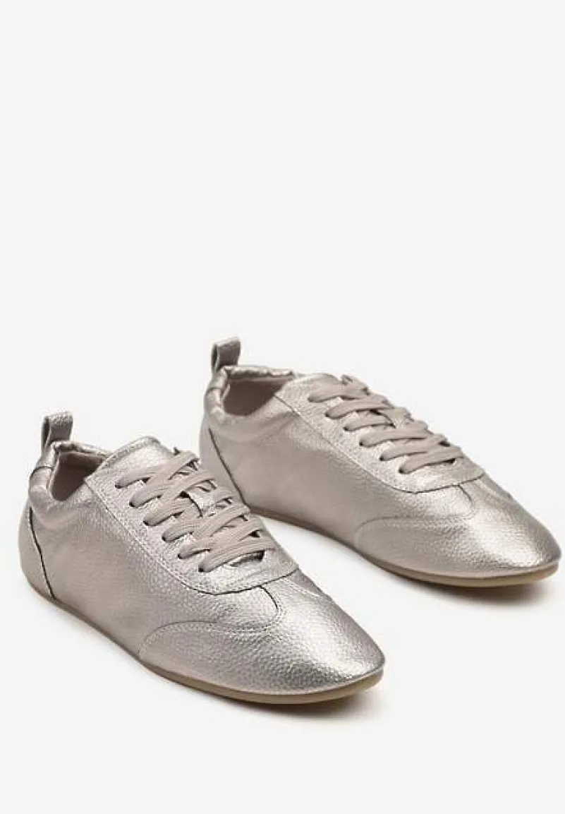 Srebrne Tenisówki bez Zdobień z Ekoskóry Verillis