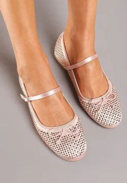 Szampańskie Balerinki z Klamerką i Ażurową Cholewką Morakate