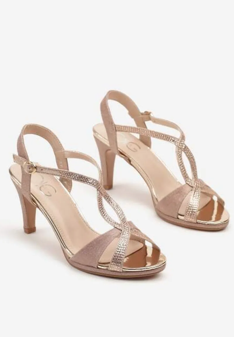 Szampańskie Brokatowe Sandały Ozdobione Paskami Clevera