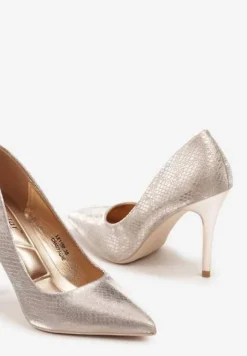 Szampańskie Eleganckie Szpilki w Klasycznym Stylu Calivia