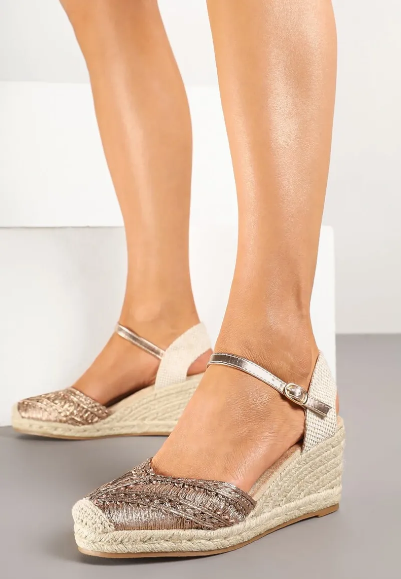 Szampańskie Sandały na Koturnie w Stylu Boho z Plecioną Cholewką Ralisses