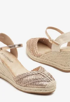 Szampańskie Sandały na Koturnie w Stylu Boho z Plecioną Cholewką Ralisses