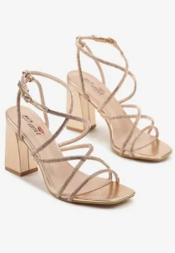 Szampańskie Sandały na Obcasie z Biżuteryjnymi Paseczkami Arriennea