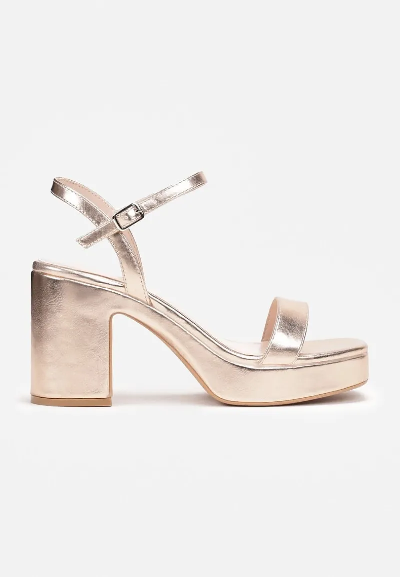 Szampańskie Sandały na Słupkowym Obcasie ze Sprzączką Dilnura