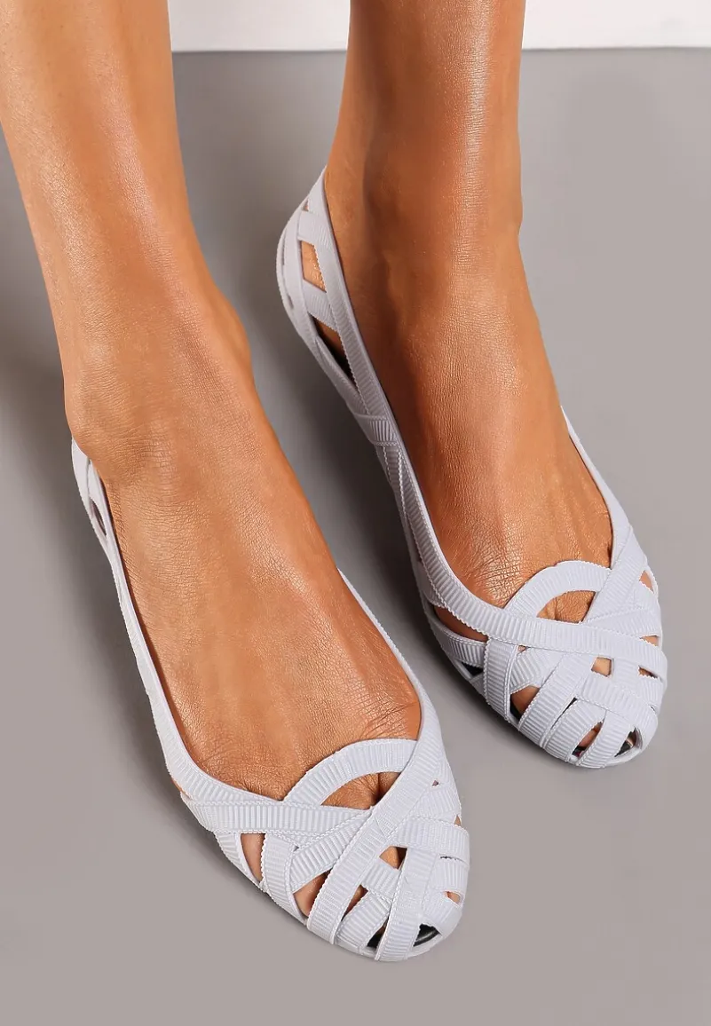 Szare Balerinki Ozdobione Wycięciami na Cholewce Sylaria