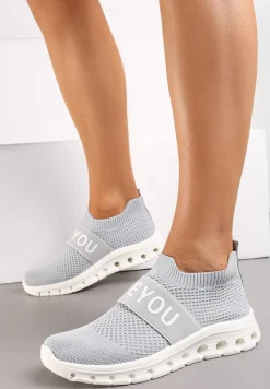 Szare Buty Sportowe z Napisem LOVE i Elastyczną Cholewką Alaissa