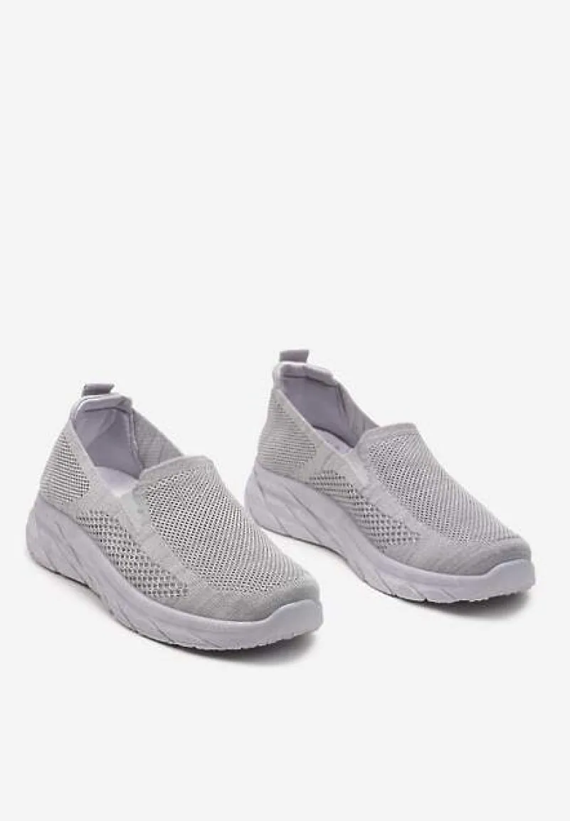 Szare Płaskie Casualowe Buty Sportowe na Tłoczonej Podeszwie Carlemia