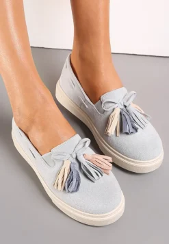 Szare Półbuty na Niskiej Platformie z Kolorowymi Chwostami Ferive