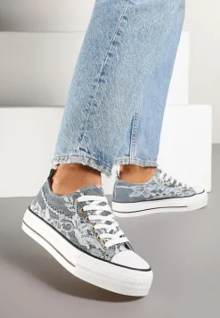 Szare Trampki Niskie z Koronkowym Zdobieniem Gonmiris