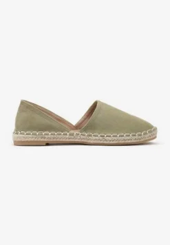 Zielone Espadryle Ozdobione Wyciętą Cholewką i Plecionką Wommea