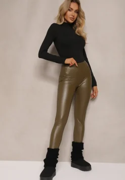 Zielone Legginsy High Waist z Imitacji Skóry z Gumką w Pasie Ozdobione Guzikami Sinairis